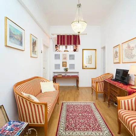 Apartman Soul Of The Old Town, Prijeko Street
