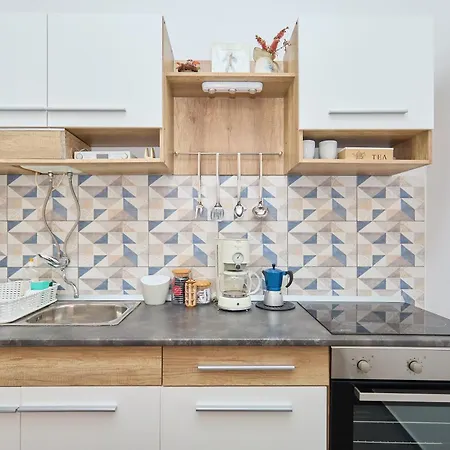 Soul Of The Old Town, Prijeko Street