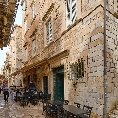 Soul Of The Old Town, Prijeko Street